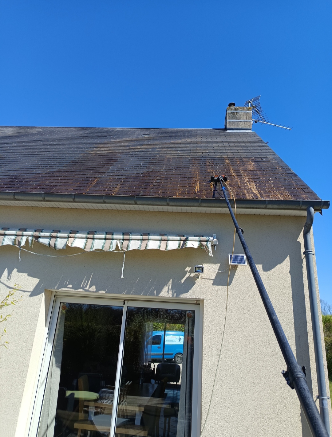 Traitement d’une toiture à Brouay dans le Calvados