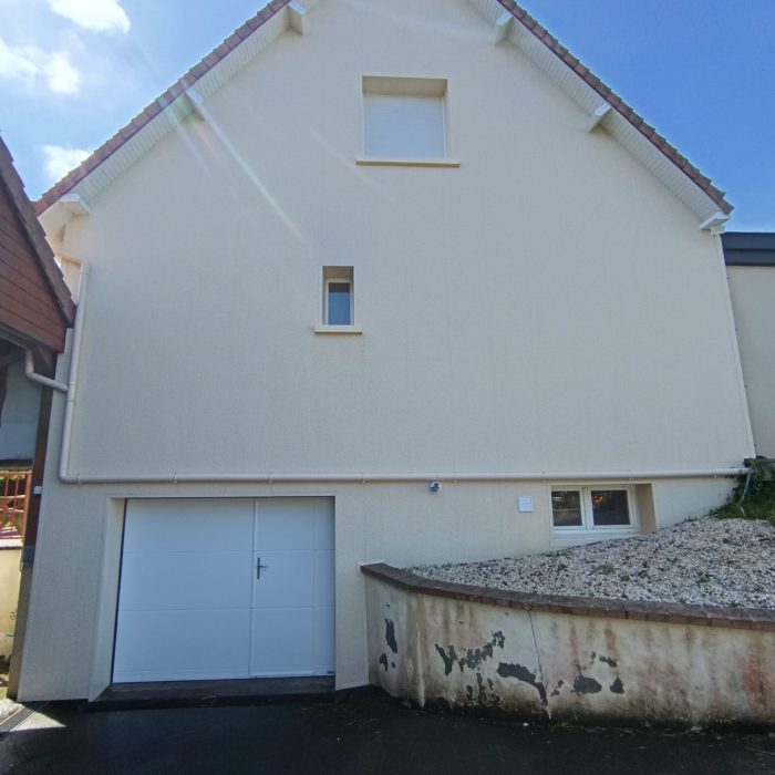 Nettoyage de façade de maison à Grainville-sur-Odon par Normandrone